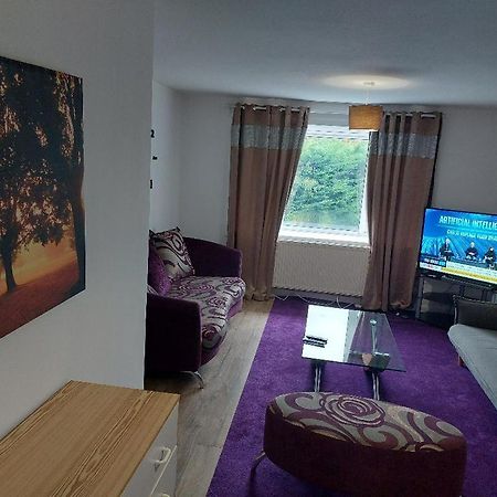 Superb 2 Bedroom Flat, Sleeps 6 London Borough of London Borough of Croydon Exteriör bild